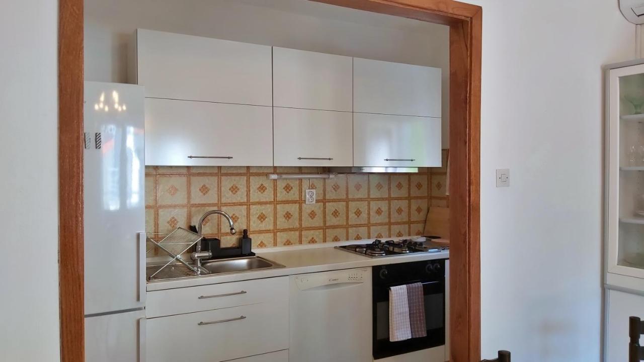 Apartment Juta Mimice Eksteriør bilde
